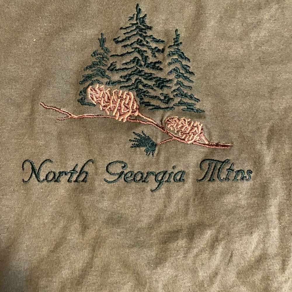 Men’s small short sleeve tee